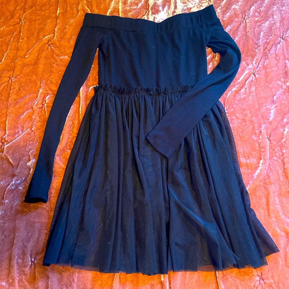 Black off the shoulder flowy dress